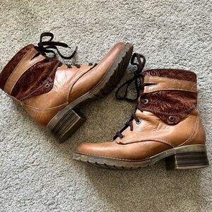 Dromedaris Boots Womens 40 Kara Lace Up Zip Combat Mid Bootie Tan Leather